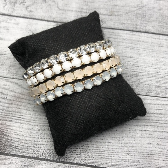 Curated bundle layered look rhinestone stretch bracelets lot of 4 - Picture 4 of 4